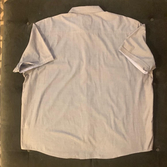 Gently used Original Weatherproof Vintage short sleeve button up collared shirt - Picture 3 of 7